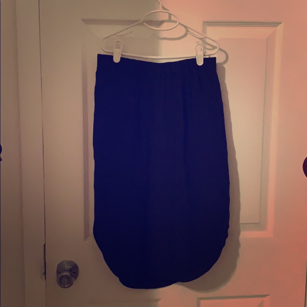 Black skirt from Madewell.